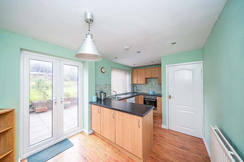 Property photo 3 of 22 Webbs-4.Jpg