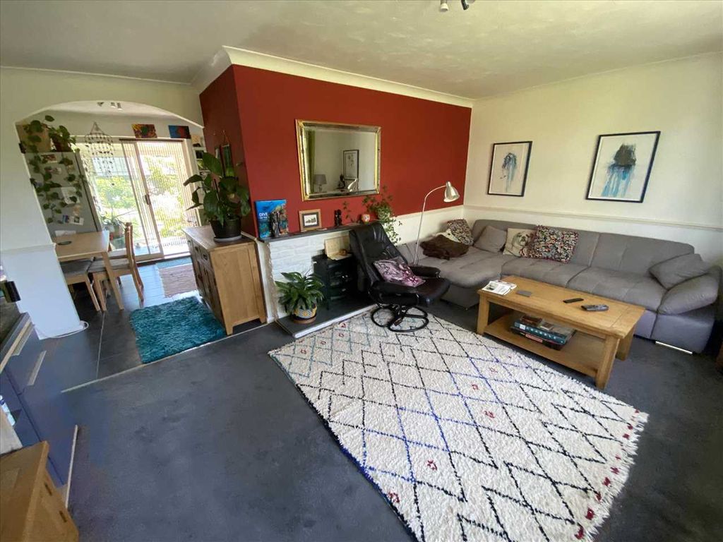 Property photo 3 of 14 Further Aspect: