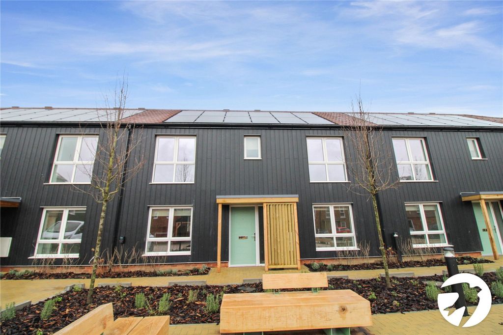 Property photo 1 of 9 External