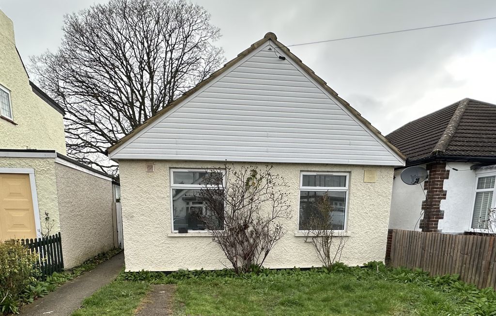 Property photo 1 of 7 2 Bedroom Bungalow For Rent