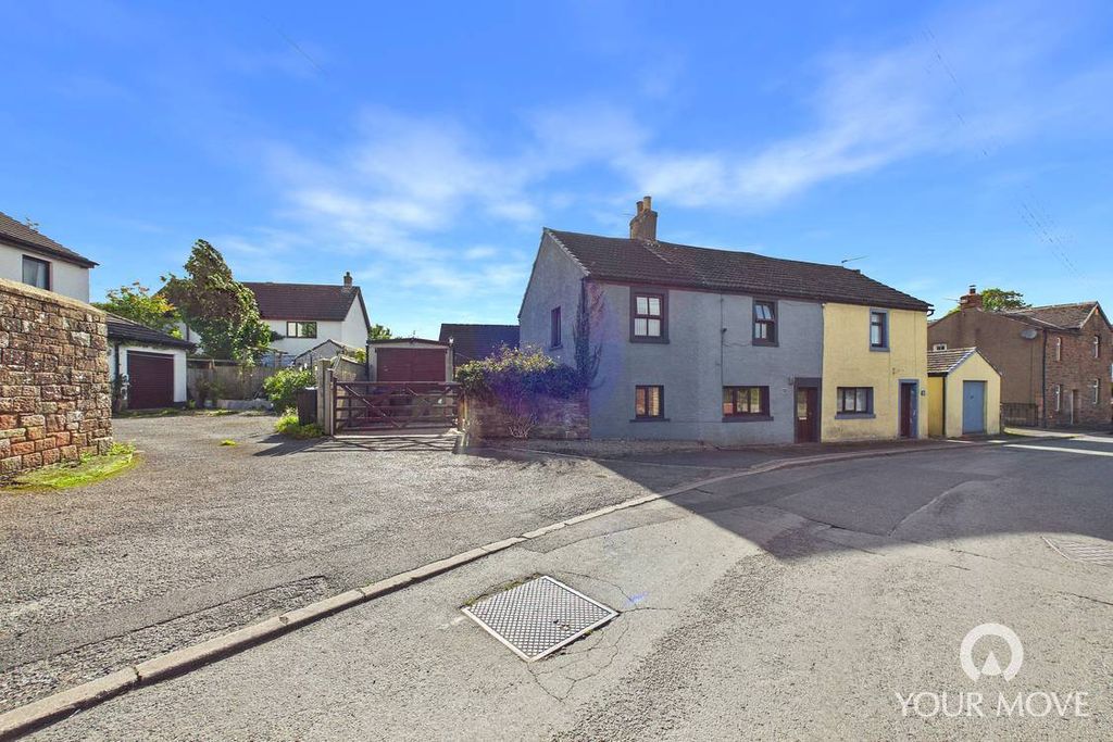 Property photo 1 of 15 Outside