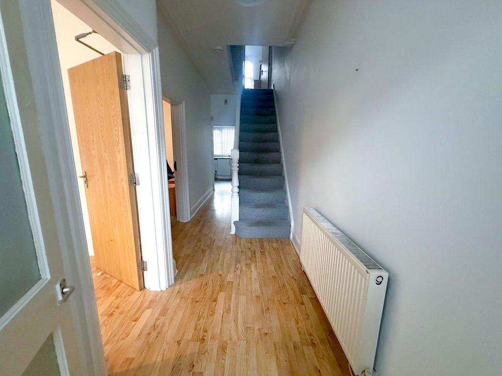 Property photo 3 of 17 Ferndale84749Photo-2025-11-12-14-09-26(2)_Edited.Jpg