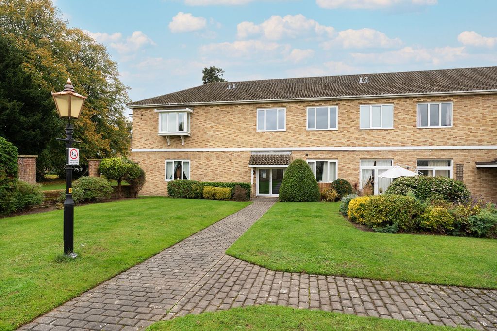 Property photo 1 of 18