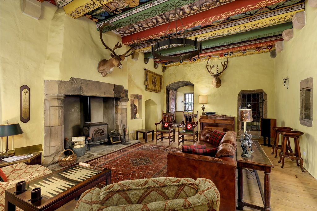 Property photo 3 of 21 Guest Hall