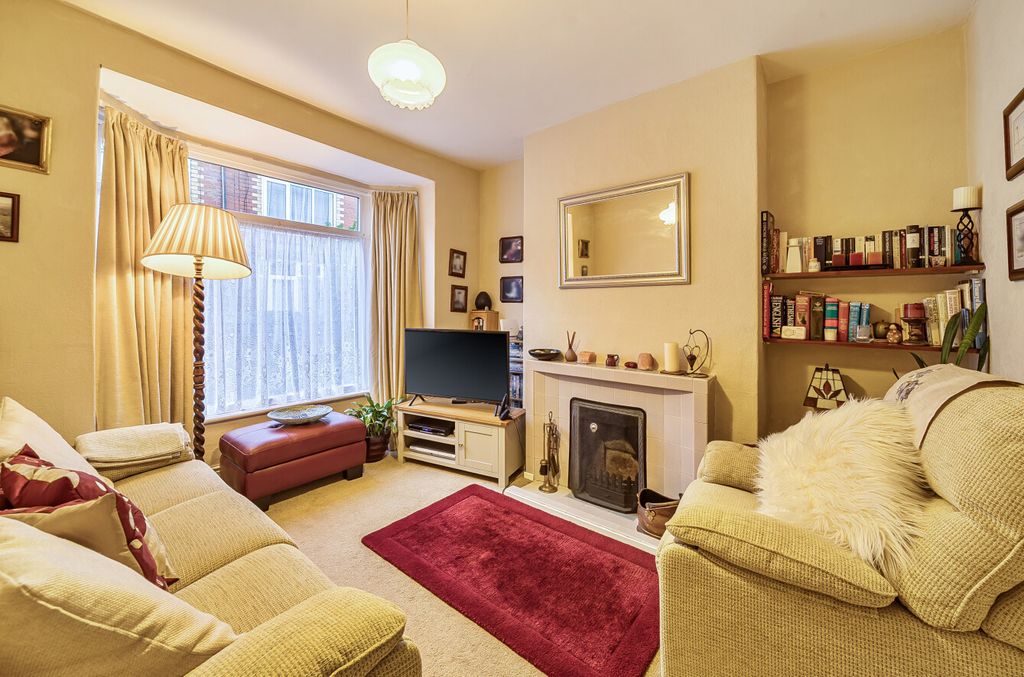 Property photo 2 of 14 1417081-2-69970A2...