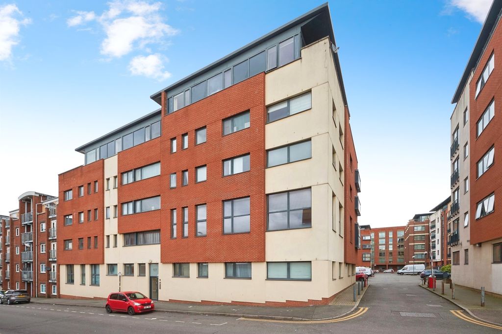 Property photo 2 of 10