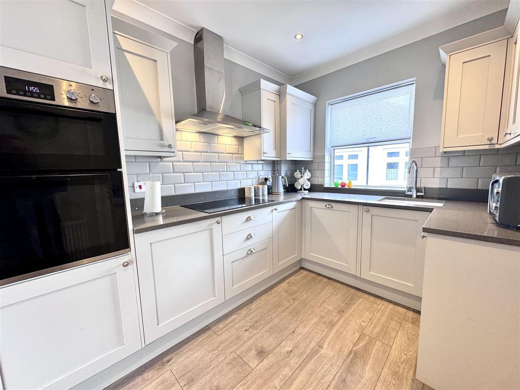 Property photo 2 of 12 Img_0403.Jpeg