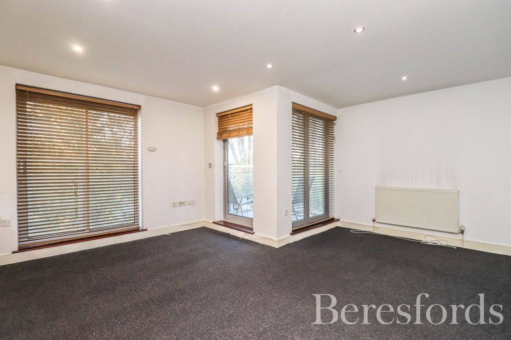 Property photo 2 of 10 Picture 2