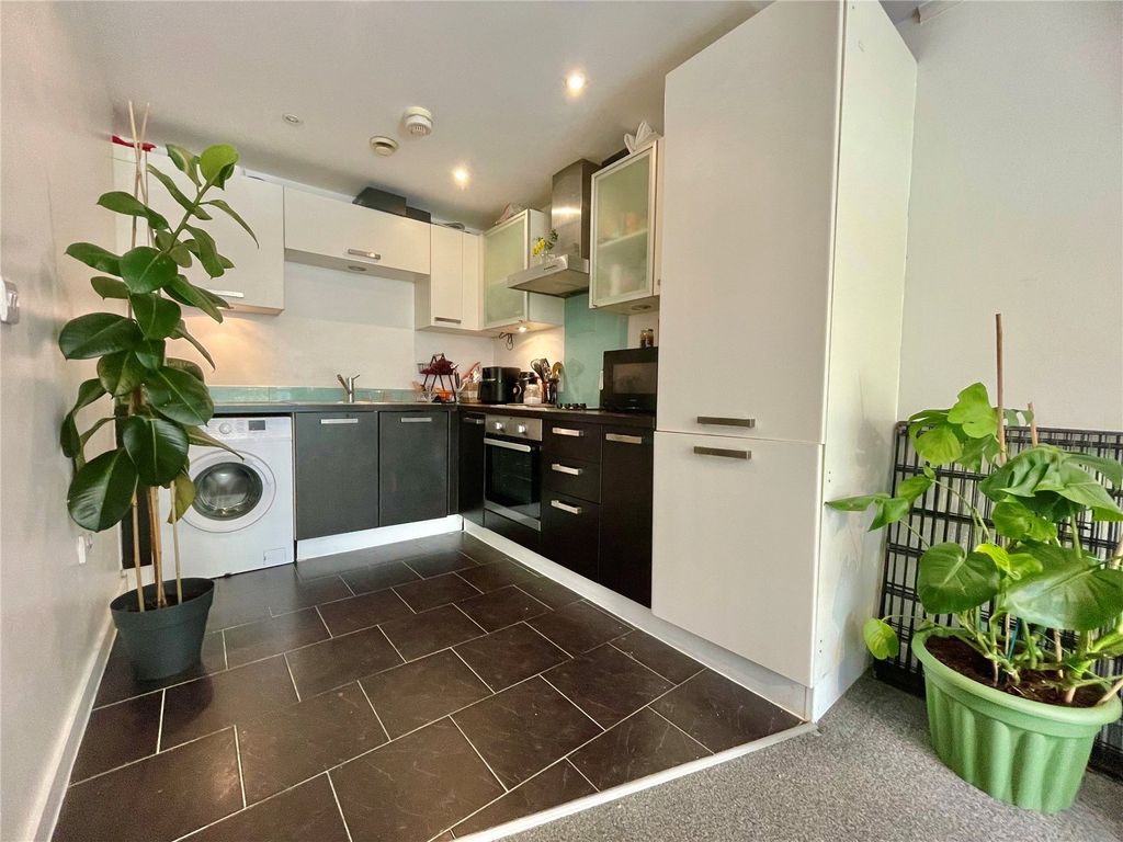 Property photo 3 of 15 Kitchen