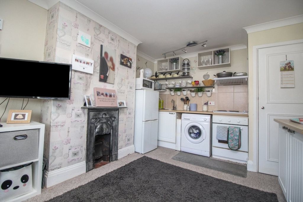 Property photo 2 of 6 Picture No. 01