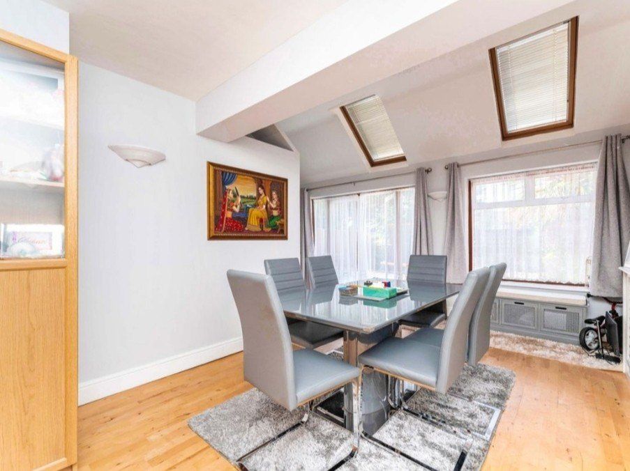 Property photo 2 of 14 Gallery