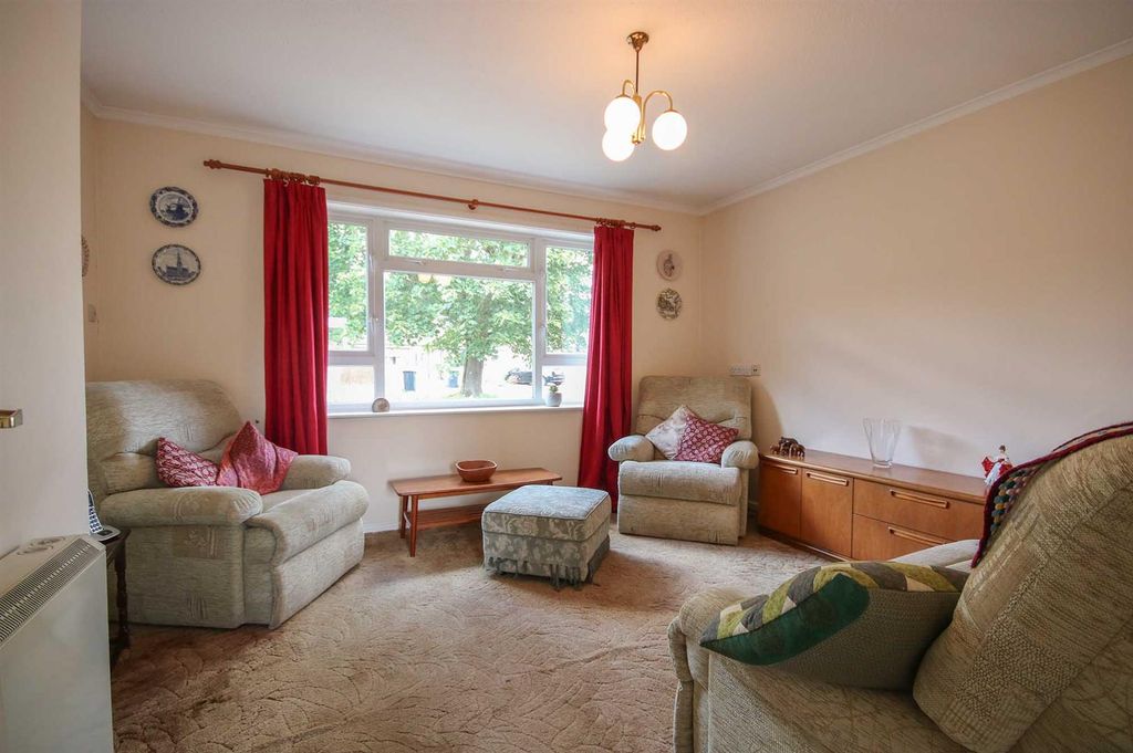 Property photo 3 of 13 Img_5587.Jpg
