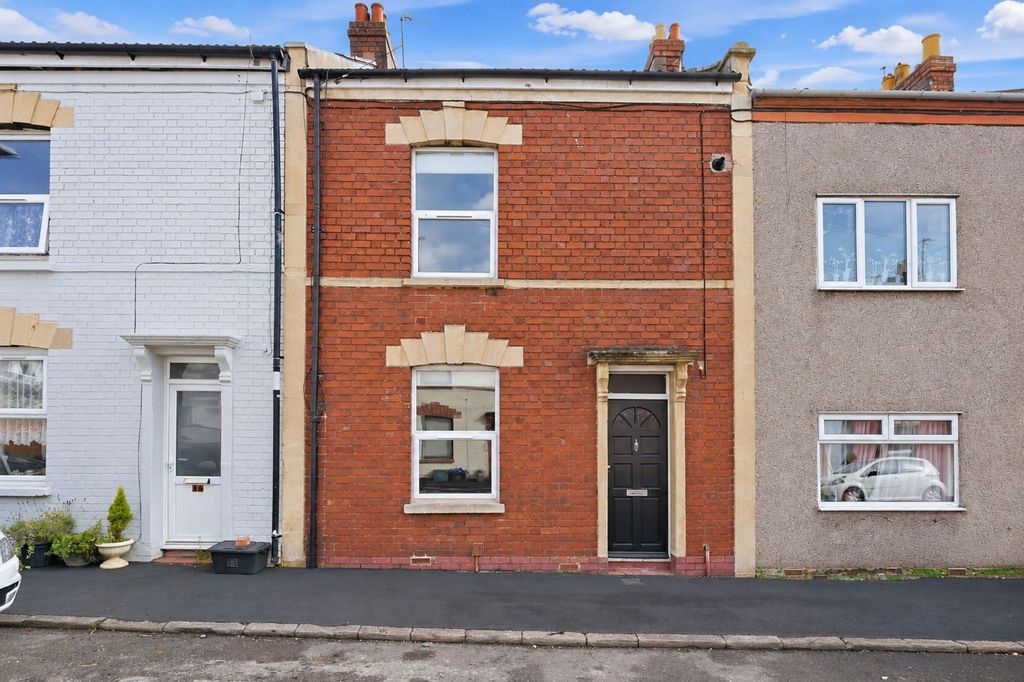 Property photo 1 of 20