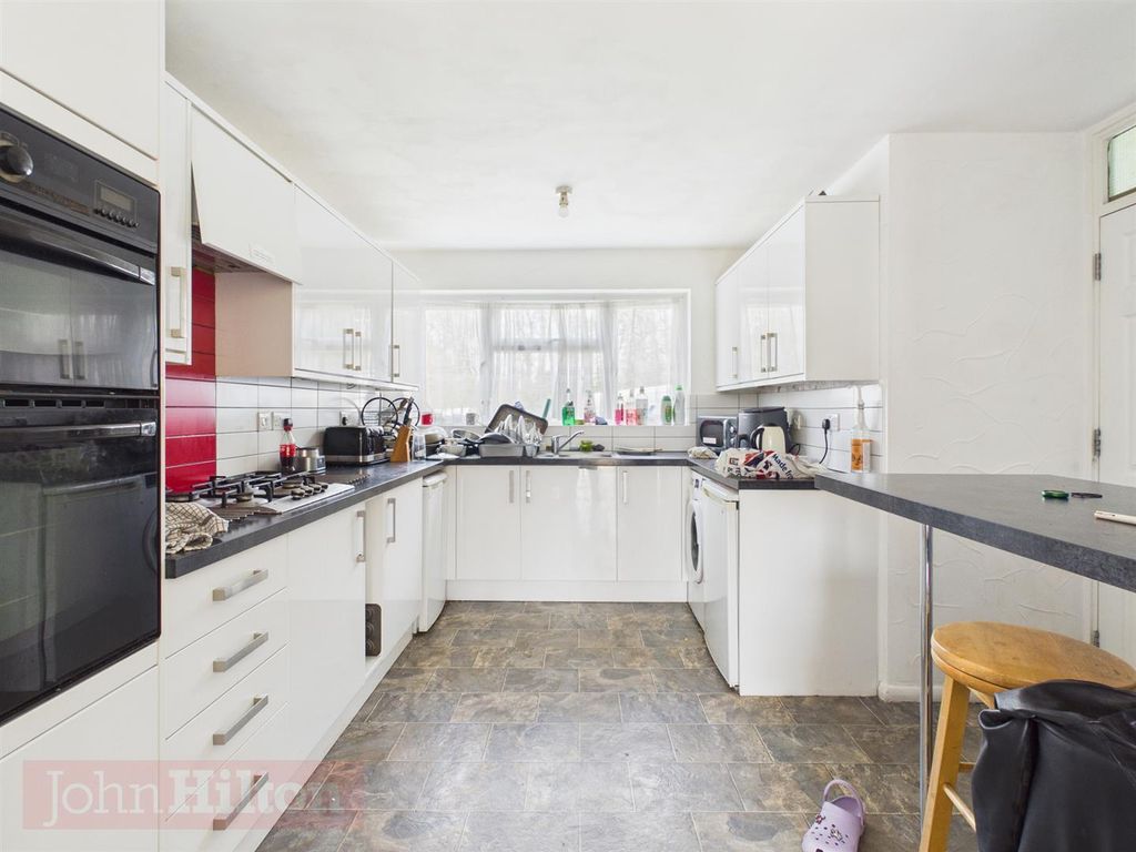 Property photo 2 of 12 Pr0677-Still005.Jpg