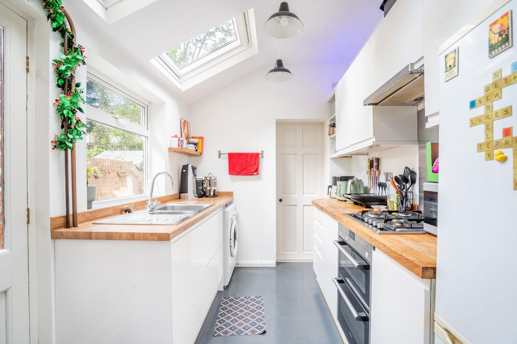 Property photo 2 of 15 Kitchen