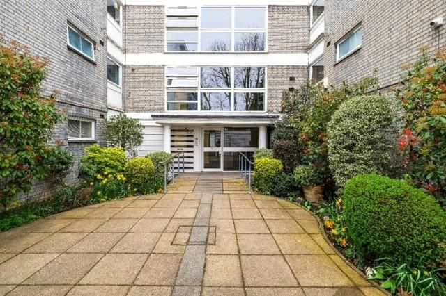 Property photo 2 of 27 5 Walbrook Front.Jpg