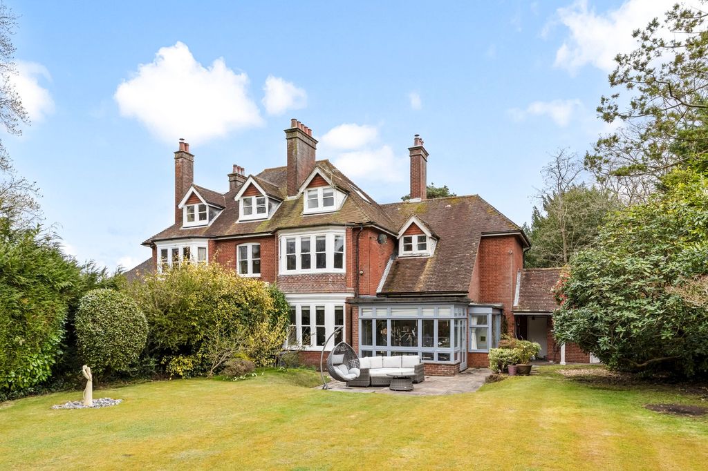 Property photo 1 of 21