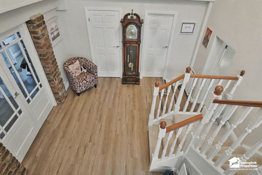 Property photo 2 of 16 Image 2