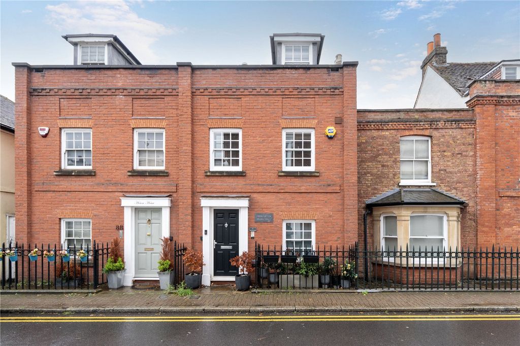 Property photo 1 of 18 Picture No. 02