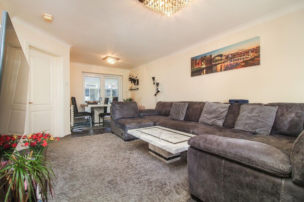 Property photo 3 of 15 3