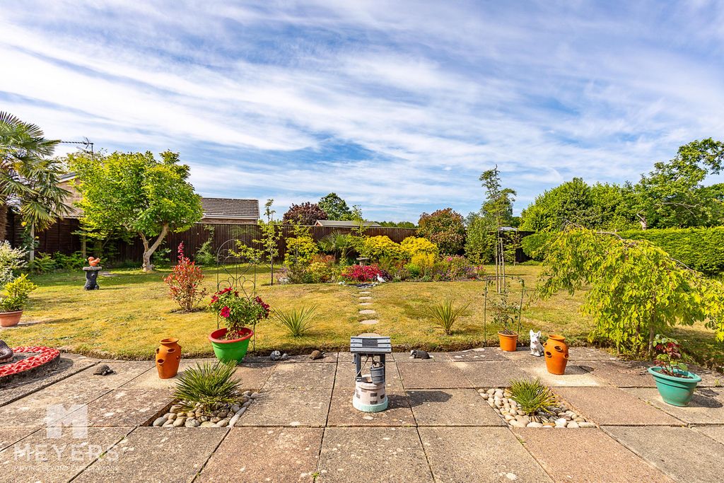 Property photo 2 of 15