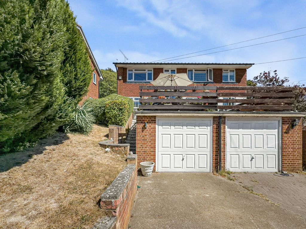 Property photo 1 of 22