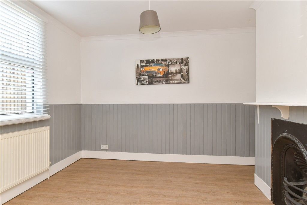 Property photo 3 of 13 Dining Area