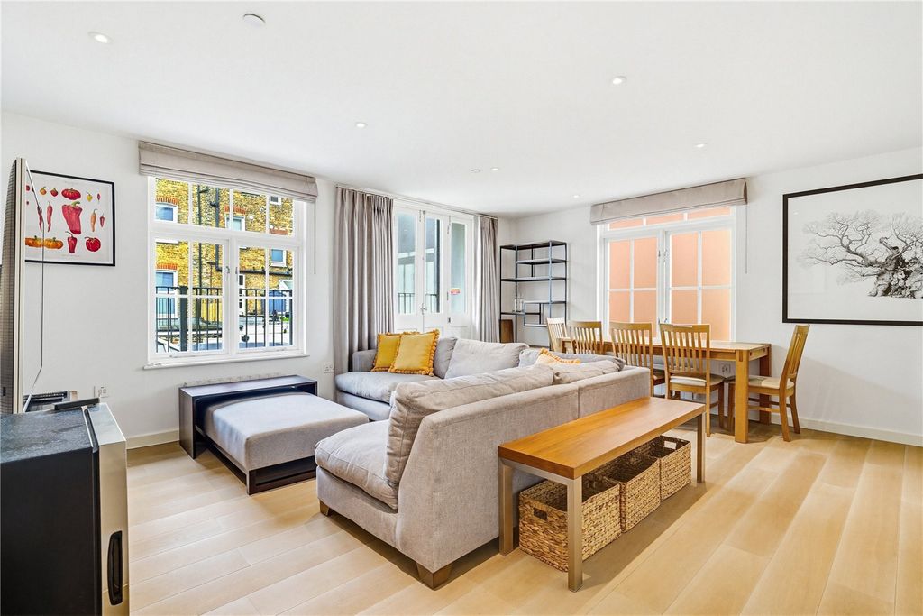 Property photo 1 of 26 Picture No. 15