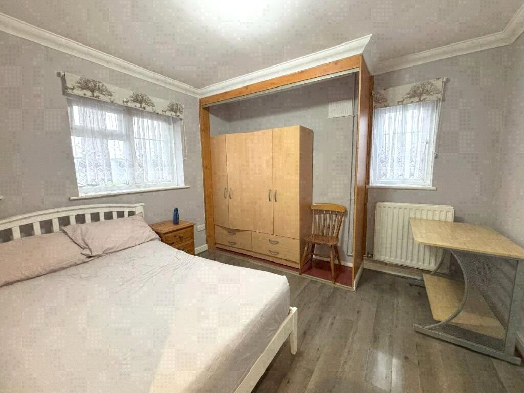 Property photo 3 of 6 Picture No. 06