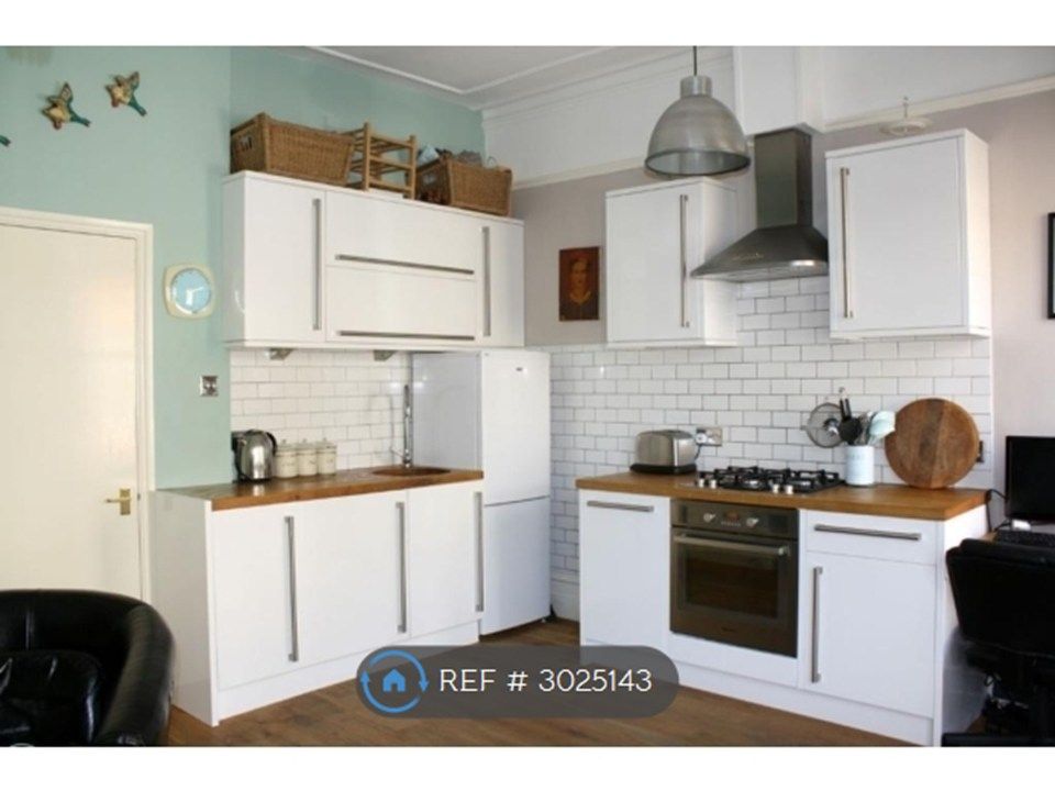 Property photo 2 of 5