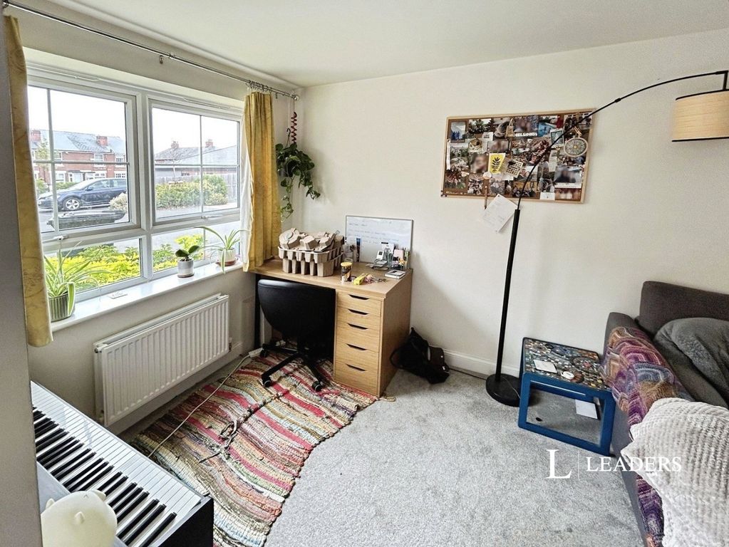 Property photo 2 of 21 Pbox-Img.Jpg
