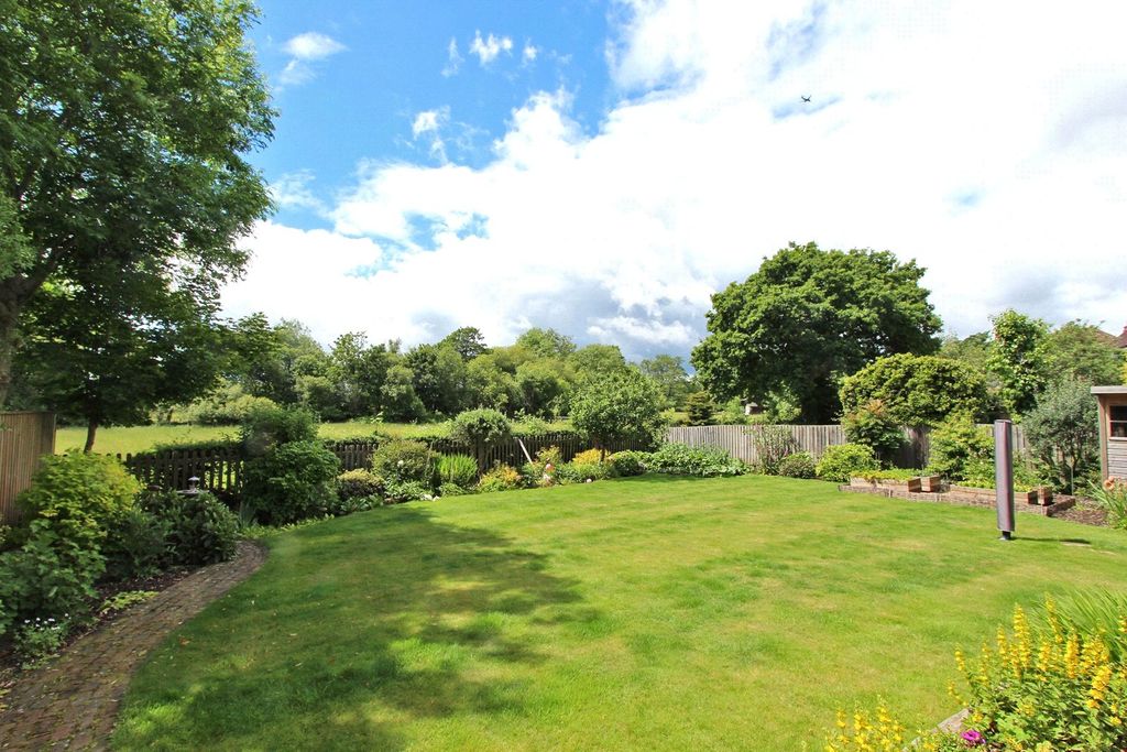 Property photo 3 of 28 Picture 3