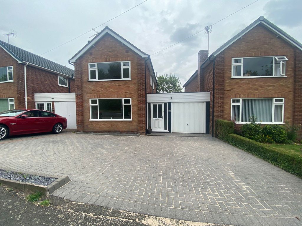 Property photo 1 of 10 Front