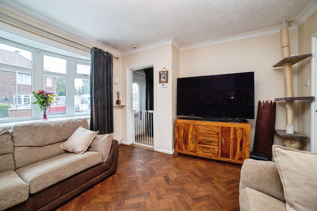 Property photo 2 of 19 Pbox-Img.Jpg