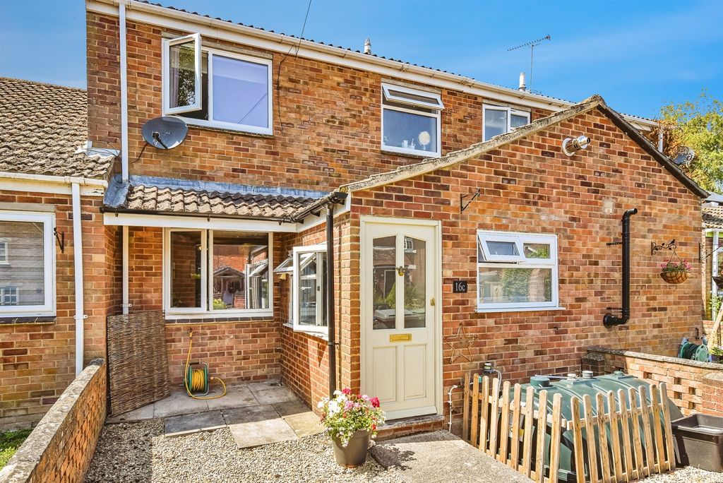 Property photo 1 of 17