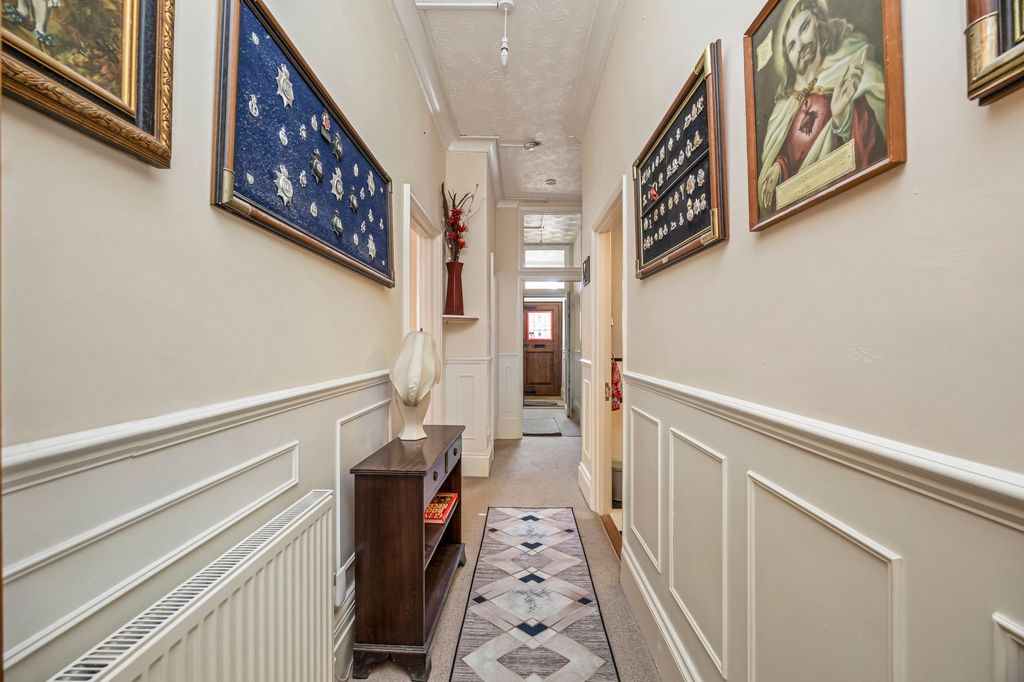 Additional image 11 of 3 bed flat for salePrinces Square, Hove BN3