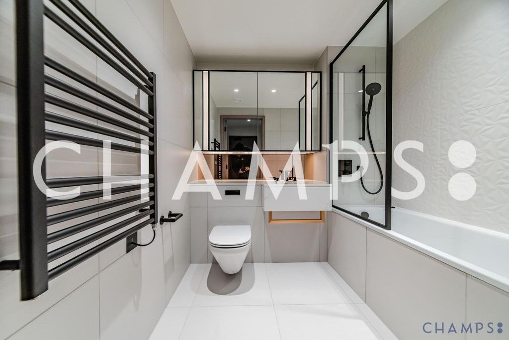 Property photo 2 of 5 Gallery