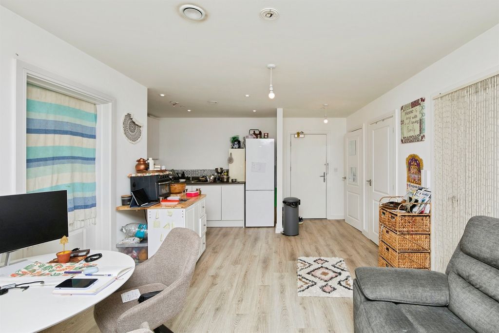 Additional image 25 of 2 bed flat for saleBilsborrow Avenue, Derby DE1