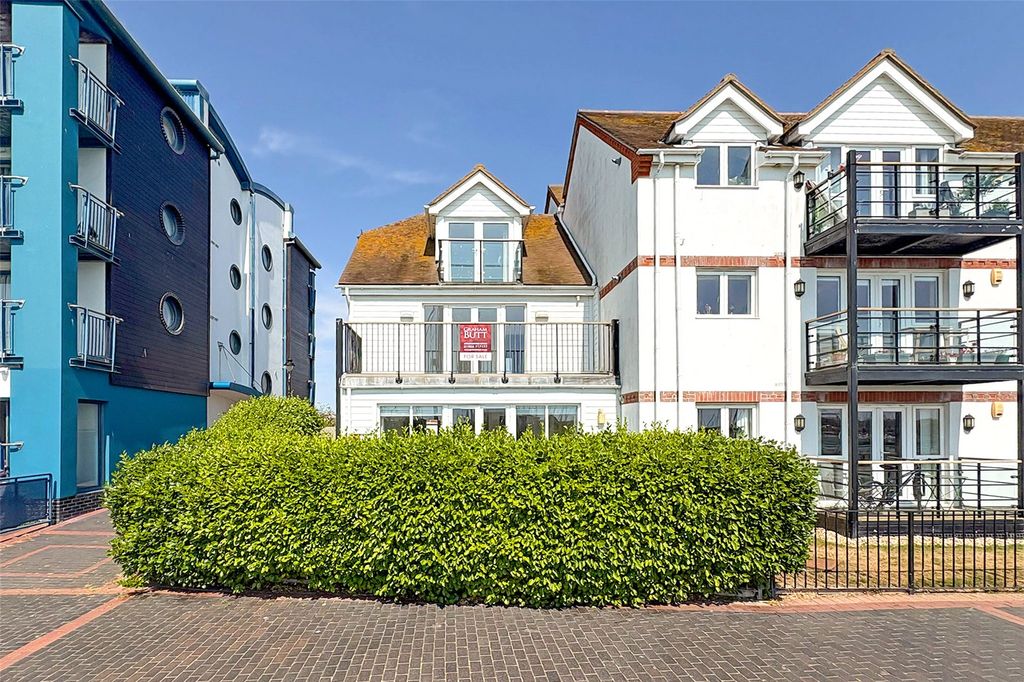 Property photo 1 of 19 Picture No. 44