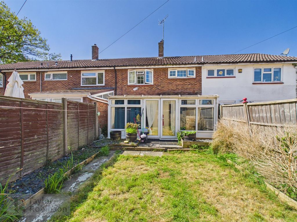 Property photo 3 of 13 Cam02600G0-Pr0716-Still018.Jpg