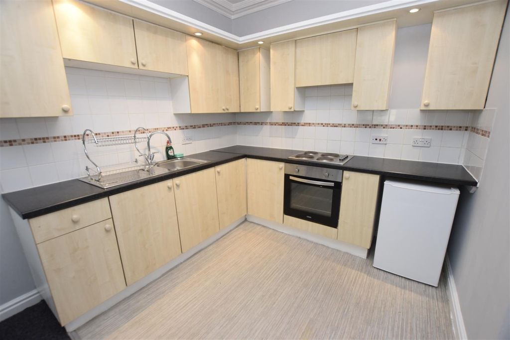 Property photo 2 of 7 5273803