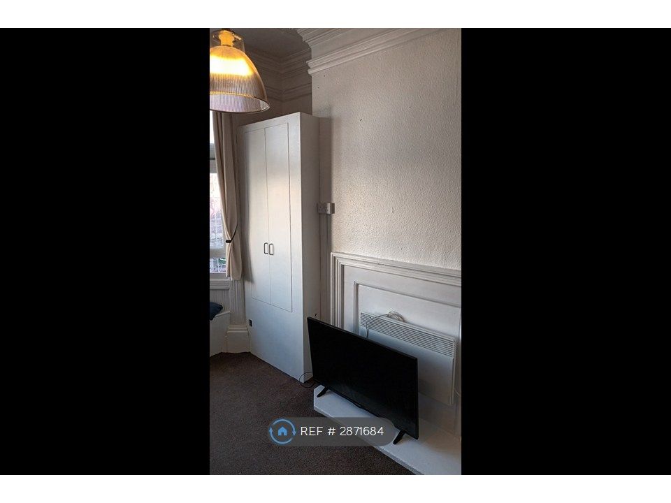 Property photo 2 of 3