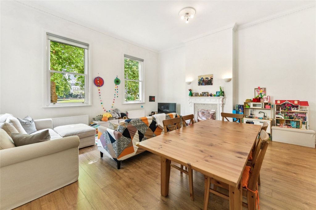 Property photo 3 of 11 Reception Room