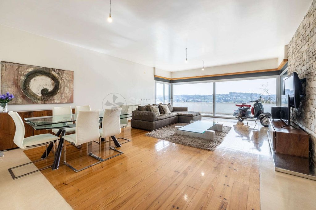 Property photo 3 of 43