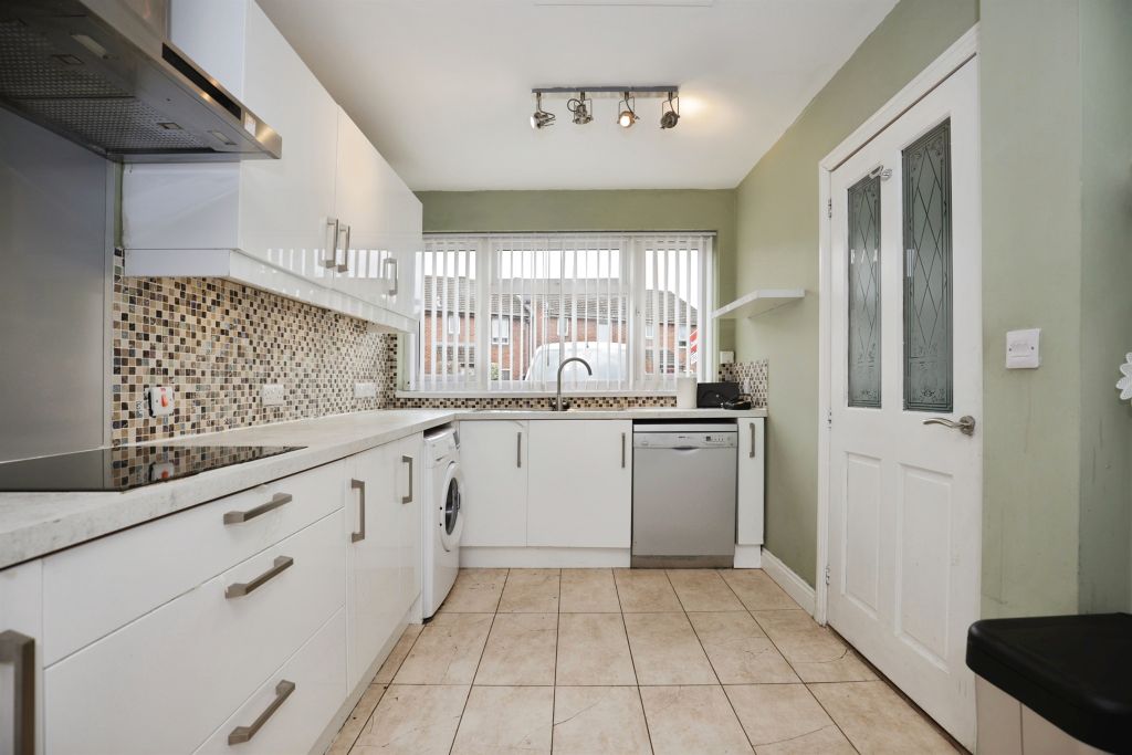 Property photo 3 of 15
