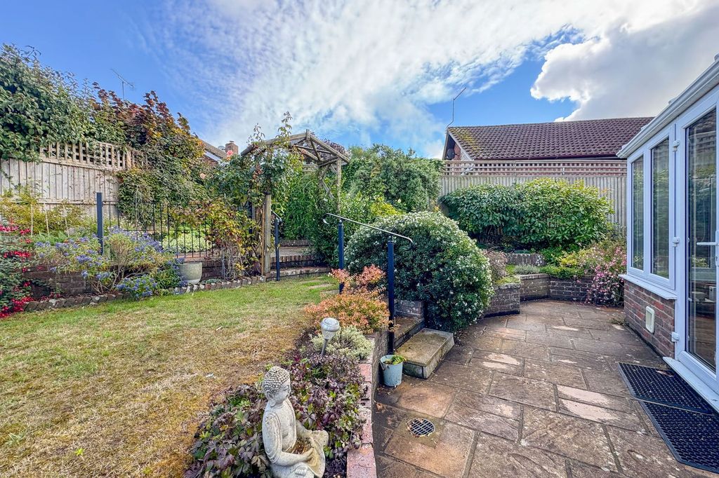 Property photo 2 of 21