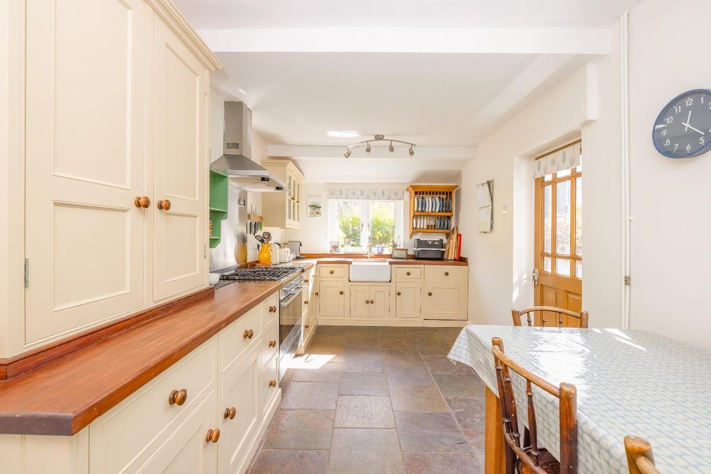 Property photo 1 of 27 014A7182-Hdr.Jpg