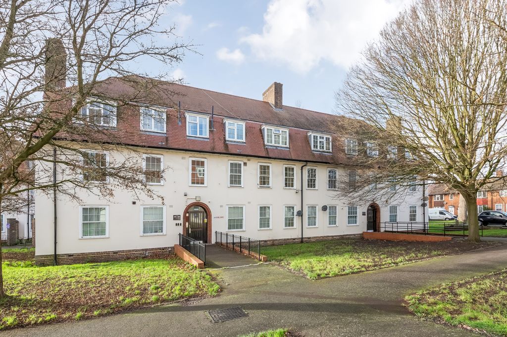 Property photo 1 of 13