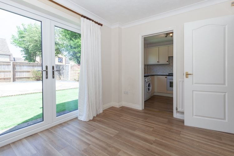 Property photo 3 of 9 225261