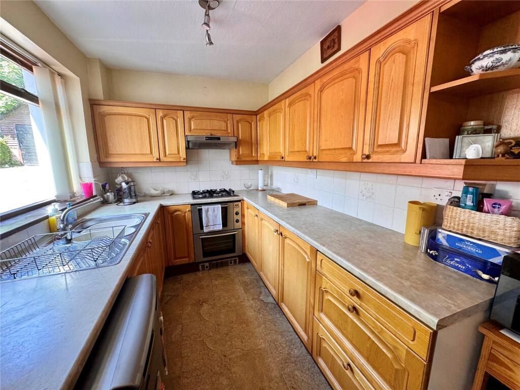 Property photo 3 of 14